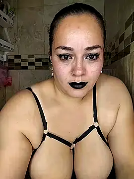 emily sweet13 online show from March 16, 2026, 3:14 am