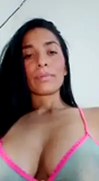 chloewildd  online show from January 18, 2025, 10:28 pm