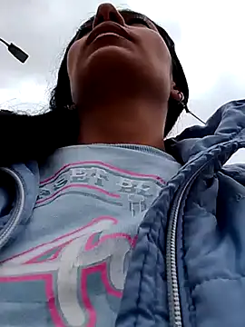 chloewildd  online show from March 20, 2025, 3:58 pm