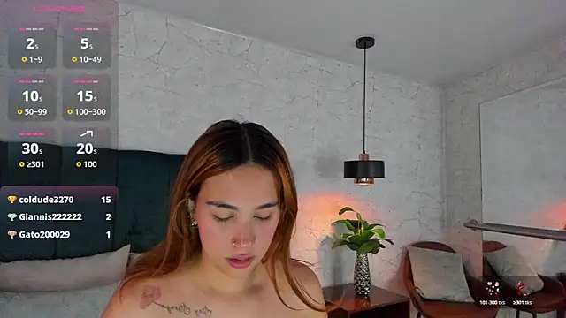 AdeleAndersonn online show from April 25, 2026, 1:41 pm