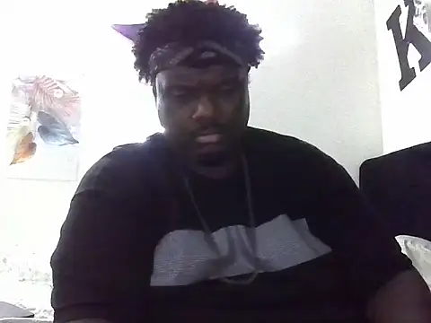 Snapshot of BigBossaNova69 chatting on December 18, 2025, 7:02 am BigBossaNova69 online show from December 18, 2025, 7:02 am