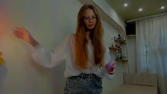 Fire Luna online show from September 19, 2025, 5:11 am