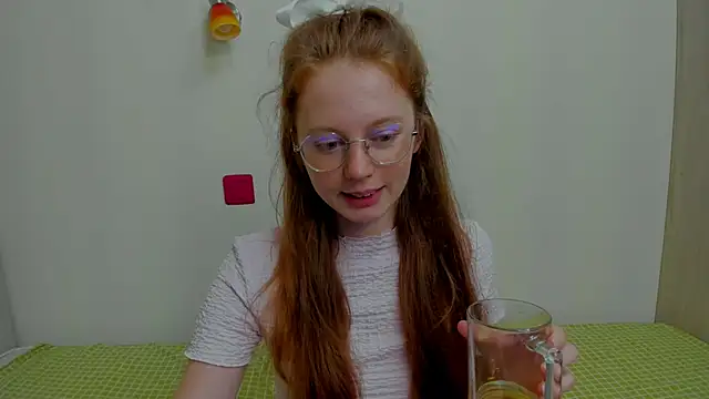 Fire Luna online show from September 11, 2025, 5:29 am