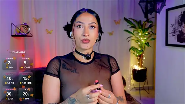 Snapshot of Kaaiiri chatting on February 24, 2026, 8:37 am Kaaiiri online show from February 24, 2026, 8:37 am