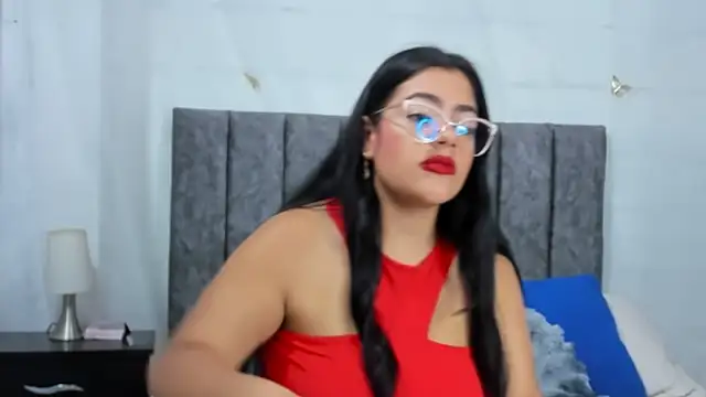 Natalystevens online show from March 16, 2025, 7:06 pm