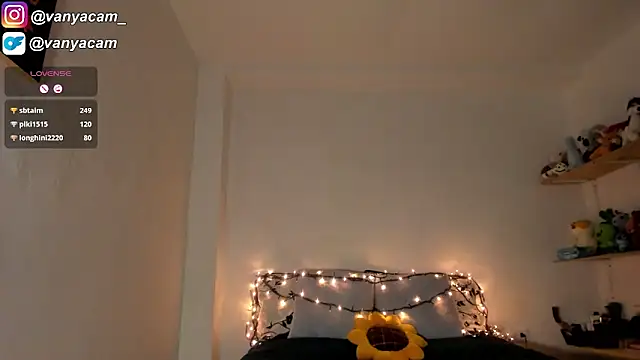 vanyacam  online show from March 8, 2026, 2:04 am