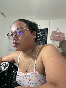 Snapshot of angela_angels_ chatting on March 22, 2026, 8:38 am angela angels online show from March 22, 2026, 8:38 am