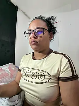 angela angels  online show from July 22, 2026, 1:57 pm
