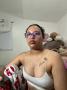 Snapshot of angela_angels_ chatting on February 10, 2026, 8:46 am angela angels online show from February 10, 2026, 8:46 am