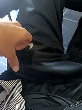 Juliano69xv online show from September 26, 2025, 7:43 pm