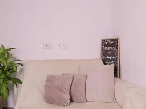 Snapshot of lulu_rrussell chatting on January 28, 2025, 3:04 am lulu rrussell online show from January 28, 2025, 3:04 am