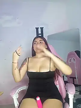 carolayrosse online show from October 22, 2025, 3:17 am