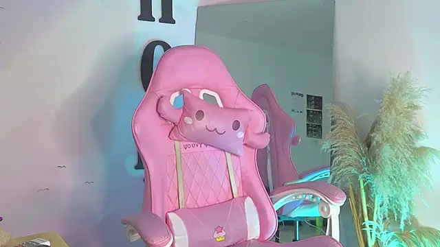 carolayrosse online show from September 20, 2025, 2:05 am