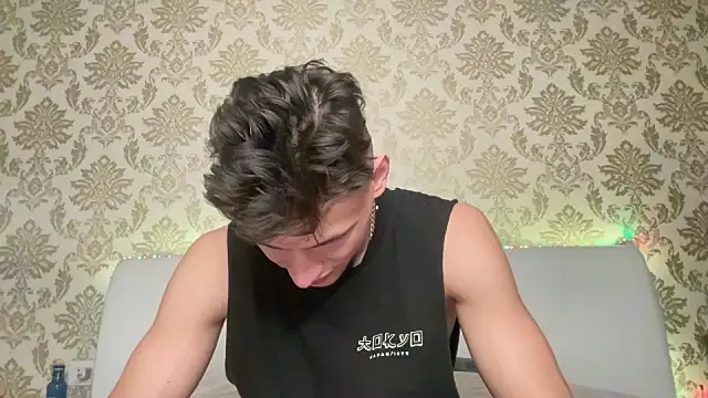 denlover1 online show from February 11, 2025, 7:48 pm