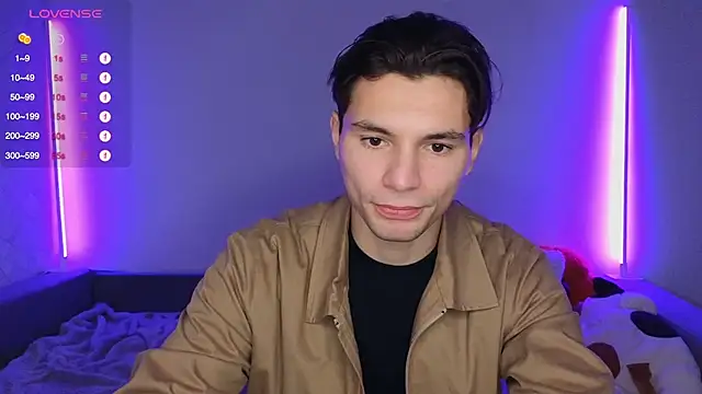 denlover1 online show from December 3, 2025, 1:10 pm