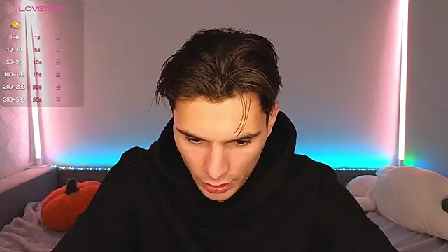 denlover1 online show from November 25, 2025, 11:21 am