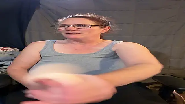 naughtywifenxtdoor online show from November 15, 2025, 8:35 pm