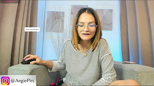 Angie Pirss online show from January 15, 2025, 5:58 pm