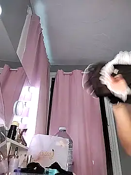 Snapshot of lexybabyxo chatting on March 10, 2026, 3:27 pm lexybabyxo online show from March 10, 2026, 3:27 pm