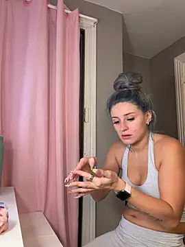 lexybabyxo online show from May 26, 2026, 11:19 am
