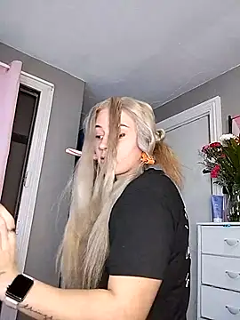 Snapshot of lexybabyxo chatting on February 16, 2026, 1:10 pm lexybabyxo online show from February 16, 2026, 1:10 pm