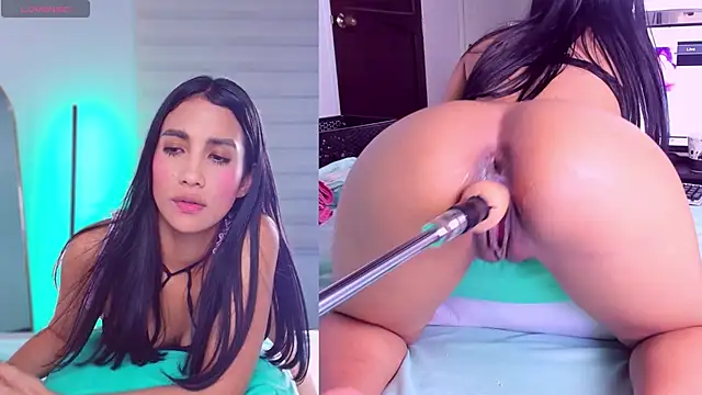 Kinky Mindy  online show from July 30, 2026, 9:03 pm