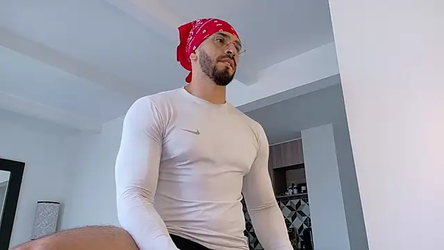 tony muscle online show from November 1, 2025, 9:52 pm