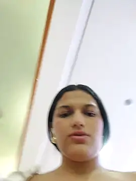 girl milk1 online show from March 5, 2025, 8:10 pm