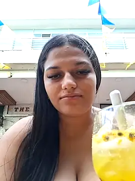 girl milk1 online show from June 25, 2026, 10:04 pm