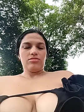 girl milk1 online show from October 26, 2025, 9:59 pm