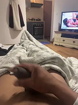 gabrielstc157 online show from April 18, 2026, 8:09 pm