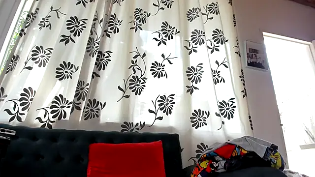 Chriss evanss  online show from March 10, 2025, 7:50 pm