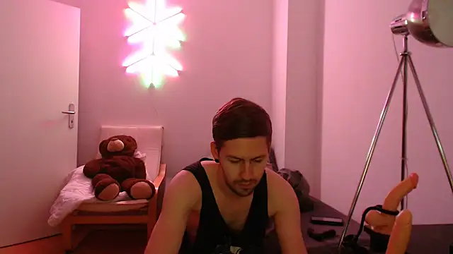 Snapshot of jonny-bisexual chatting on December 12, 2024, 10:31 pm jonny-bisexual online show from December 12, 2024, 10:31 pm