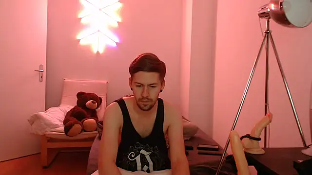 Snapshot of jonny-bisexual chatting on December 15, 2024, 12:18 am jonny-bisexual online show from December 15, 2024, 12:18 am