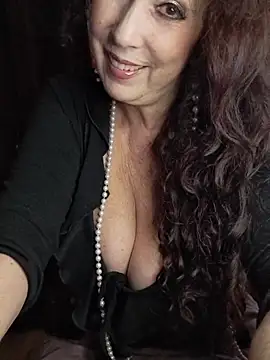 GypsyEsmeralda online show from December 16, 2025, 12:31 pm