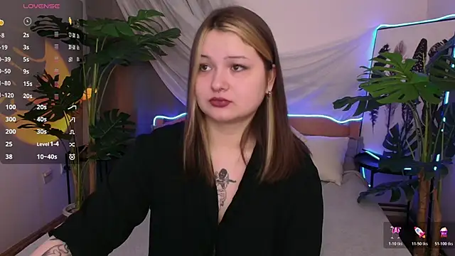 Alice Walters online show from December 5, 2025, 1:43 pm