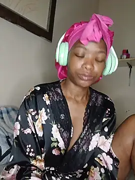 NunuBerry16 online show from July 16, 2026, 10:29 pm