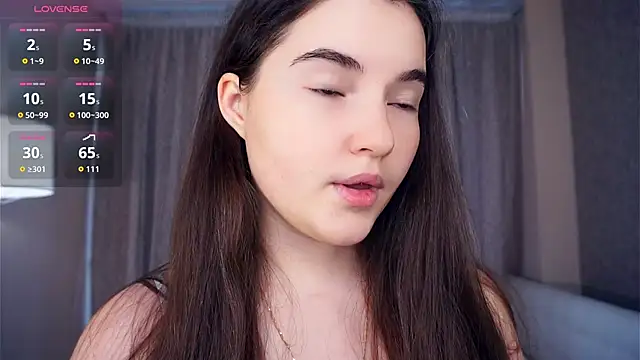 CathrynDail online show from October 3, 2025, 6:04 am