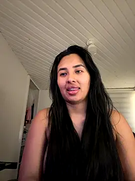 Anily Lovely online show from November 17, 2025, 10:14 pm