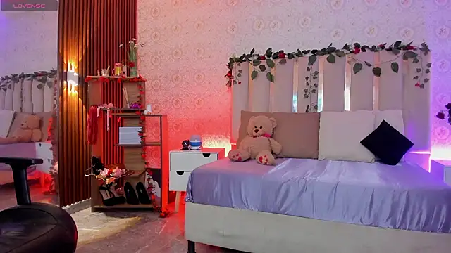 Daphnne tay online show from February 9, 2026, 3:48 am