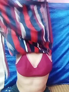 Cute-Simmi online show from February 2, 2025, 7:09 am