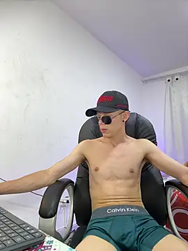 Daddyrich 632 online show from May 15, 2026, 12:58 pm
