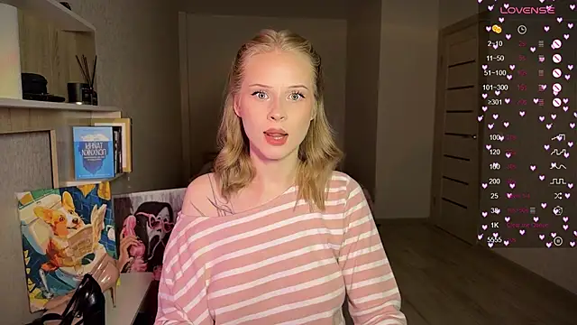 lisa barbie online show from October 19, 2025, 3:59 pm