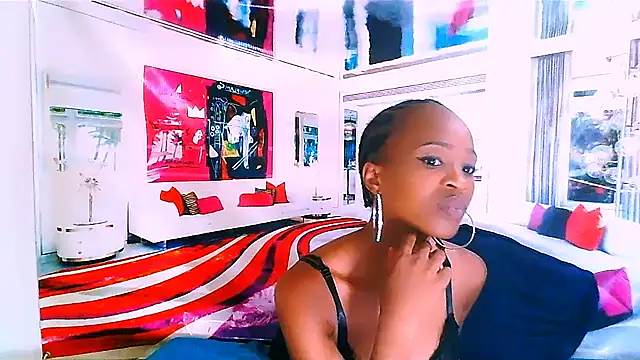 EbonyCreamy69 online show from January 14, 2025, 2:00 pm