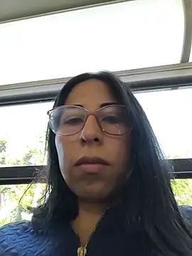 Snapshot of MirandaSingle chatting on July 7, 2026, 12:42 pm MirandaSingle online show from July 7, 2026, 12:42 pm