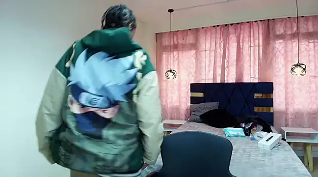 Zia Green online show from February 6, 2025, 12:04 pm