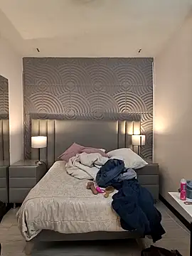 JaneLondon online show from March 19, 2026, 12:16 pm