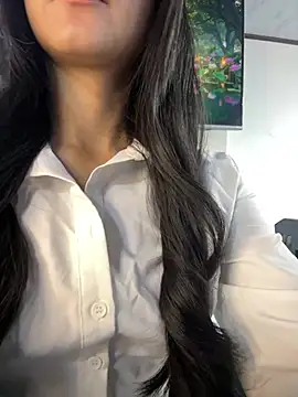 Amy Kiitty  online show from May 5, 2026, 1:14 pm