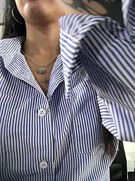 Amy Kiitty  online show from August 4, 2026, 1:59 pm