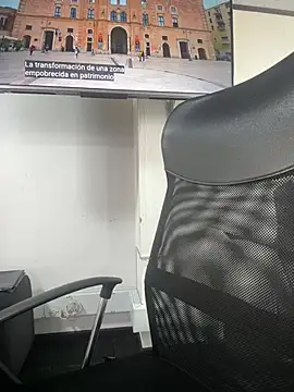 Amy Kiitty  online show from July 6, 2026, 1:51 pm